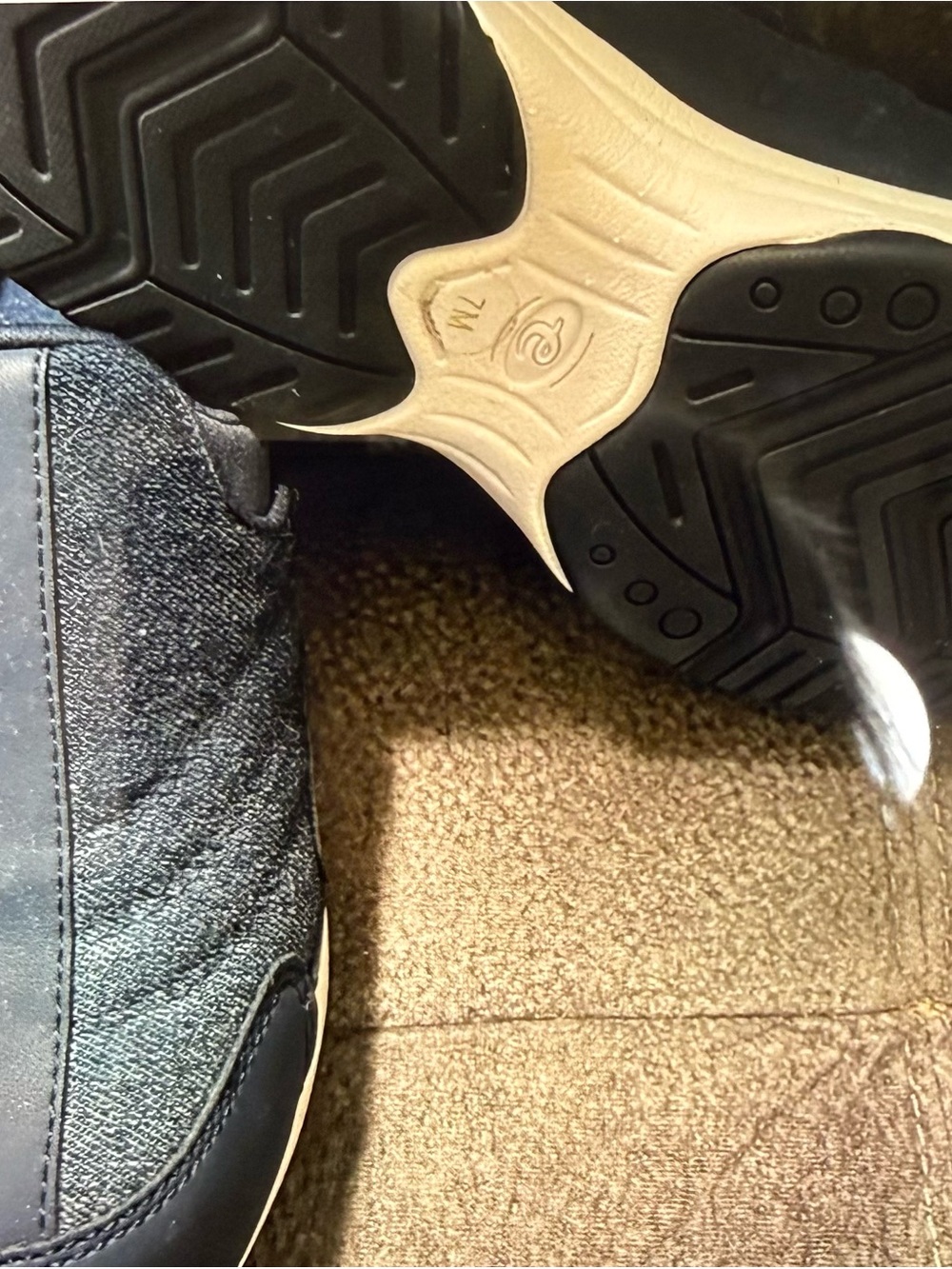 Woman’s Slip-On Navy Sneakers with White Sole - Picture 4 of 4